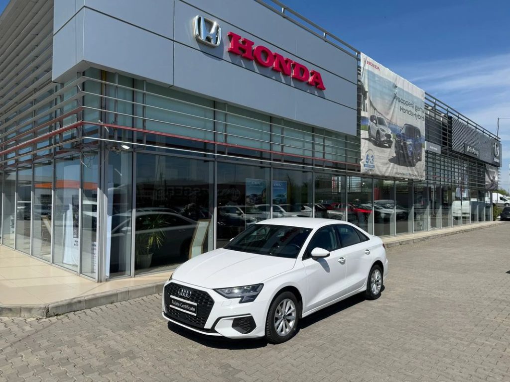 Audi a3-limuzina