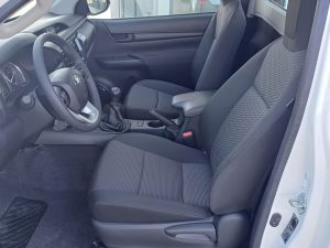 Toyota HILUX 2WD 2.4 D-4D 2.4 diesel 150 CP MT6
