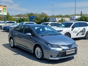 Toyota Corolla 1 8 Hsd Dynamic 2020