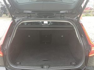 Volvo V60 2.0 diesel 197 cp AT8 Momentum Pro