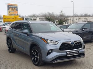 Toyota HIGHLANDER 7 locuri  2.5 Hybrid 248 CP Luxury 4×4