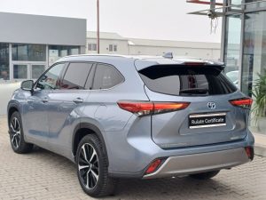 Toyota HIGHLANDER 7 locuri  2.5 Hybrid 248 CP Luxury 4×4