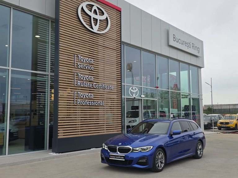 BMW Seria 3 330i xDrive M SPORT AT 258 CP