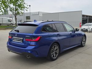 BMW Seria 3 330i xDrive M SPORT AT 258 CP