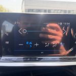 Peugeot 2008 - imagine 12