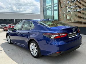 Toyota Camry Business 2.5 Hybrid