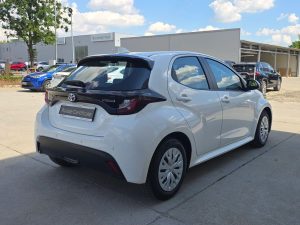 TOYOTA Yaris 1.5 Hybrid ECO