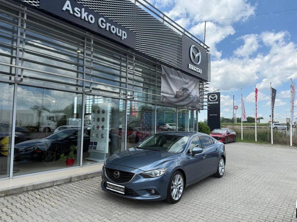 Mazda 6