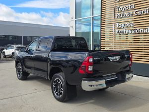 TOYOTA HILUX 2.4D 150CP 4×4 Double Cab Executive