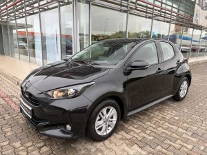 TOYOTA YARIS 1.5 Hybrid Active / Car No 136