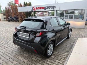 TOYOTA YARIS 1.5 Hybrid Active / Car No 136