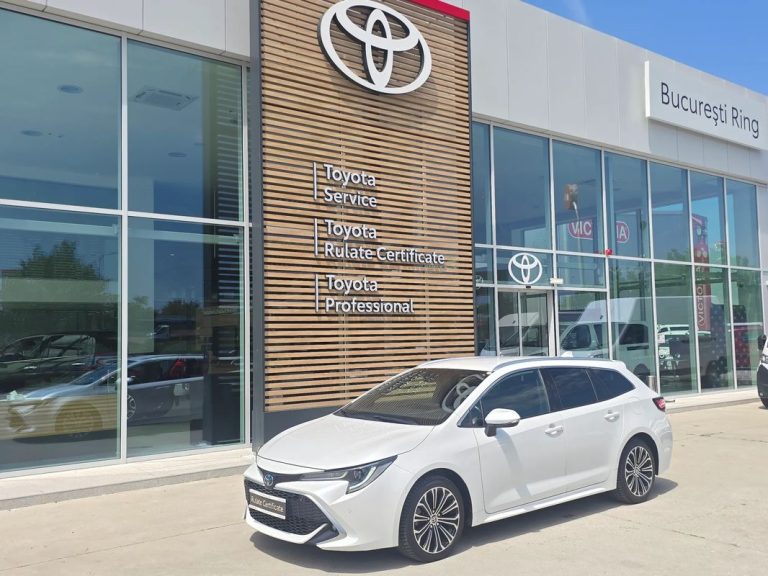 TOYOTA COROLLA 2.0 Hybrid Exclusive