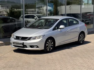 HONDA CIVIC 4D ES AT