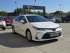 Toyota Corolla Hybrid – Business