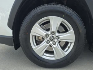 RAV 4 Hybrid – 4×4 – Dynamic