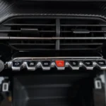 Peugeot 2008 - imagine 19