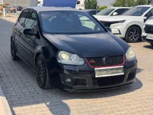 VW Golf GTI 30 Edition