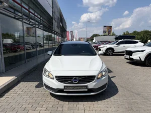 Volvo V60 2.0 AT MOMENTUM