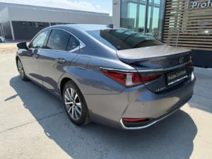 LEXUS ES300 H EXECUTIVE