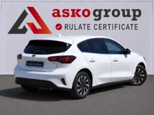 Ford Focus 1.0 EcoBoost Hybrid Titanium