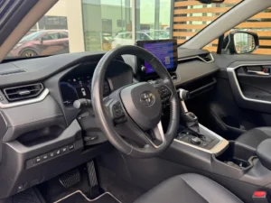 TOYOTA RAV 4 LUXURY