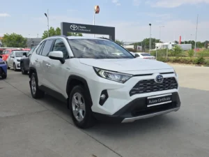 RAV 4 Hybrid – 4×4 – Dynamic