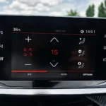 Peugeot 2008 - imagine 17