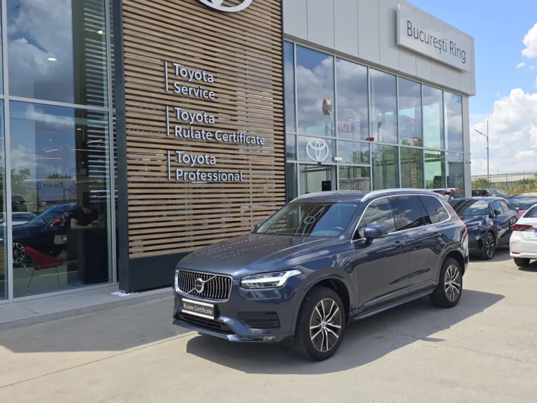 VOLVO XC90 2.0 B5 P Momentum Pro AT8 AWD 7 Locuri