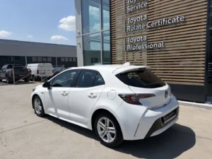 Toyota COROLLA HATCHBACK 1.8 Hybrid Dynamic HSD E-CVT