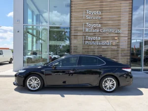 Toyota Camry Exclusive