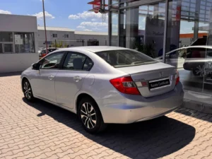 HONDA CIVIC 4D ES AT