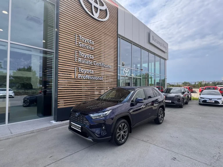 TOYOTA RAV 4 LUXURY