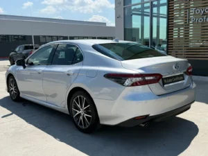 Toyota Camry Dynamic 2.5 Hybrid 218 Cp