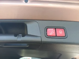Mercedes-Benz GLB 200 1.3 benzina 163CP 7 locuri
