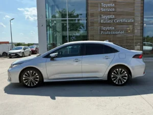 Toyota Corolla Dynamic 1.8 Hybrid 140 CP