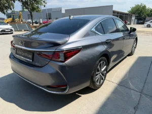 LEXUS ES300 H EXECUTIVE