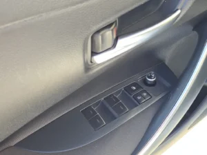 Toyota Corolla Hybrid – Business