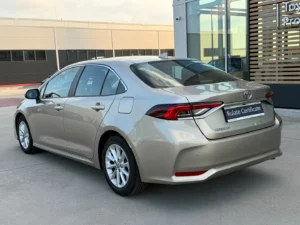 Toyota Corolla Dynamic 1.5 Benzina 125 Cp