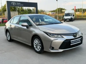 Toyota Corolla Dynamic 1.5 Benzina 125 Cp