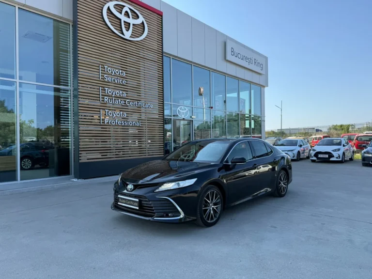 Toyota Camry Dynamic 2.5 Hybrid 218 Cp