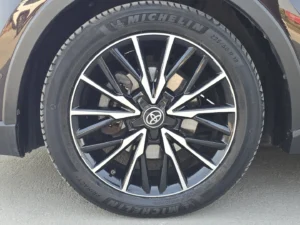 TOYOTA C-HR Hybrid 1.8 C-Lassy
