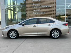 Toyota Corolla Dynamic 1.5 Benzina 125 Cp