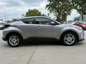 Toyota C-hr Core 1.8 Hybrid 122 Cp