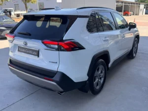TOYOTA RAV4 2.5 Hybrid Dynamic HSD E-CVT 4×4