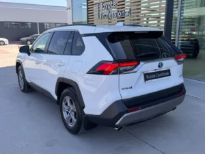 TOYOTA RAV4 2.5 Hybrid Dynamic HSD E-CVT 4×4
