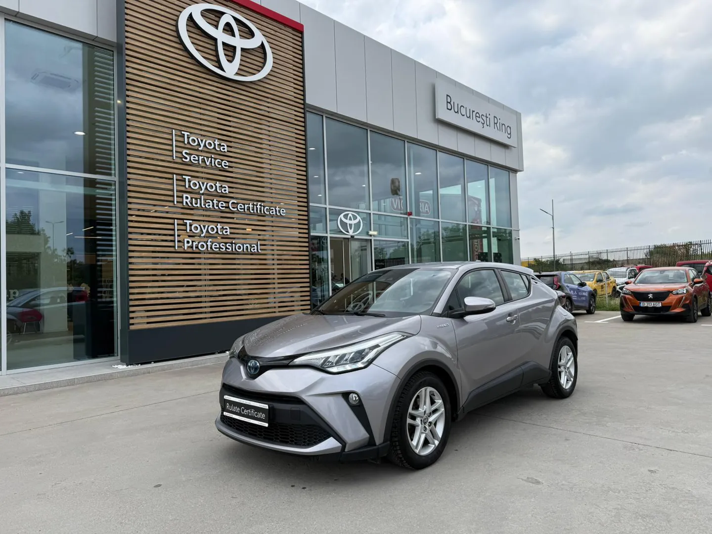 TOYOTA C-hr