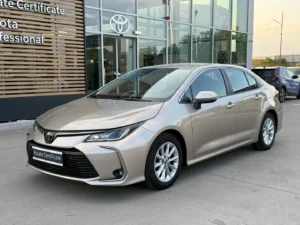 Toyota Corolla Dynamic 1.5 Benzina 125 Cp
