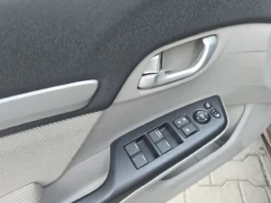 Honda CIVIC 1.8 – 140 CP – ES / AT