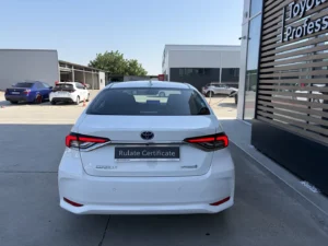 TOYOTA COROLLA SEDAN 1.8 Hybrid Business HSD E-CVT