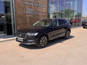 VOLVO XC60 2.0 B5 P 250CP Plus Bright AT8
